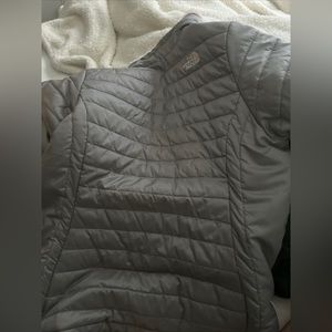 Girls North Face Jacket size XL (18)
